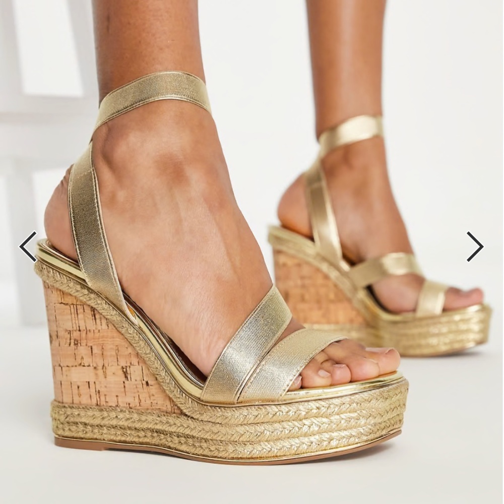 ASOS Design Trinity Elastic Strappy Gold Wedge Sandals - Picture 2 of 6
